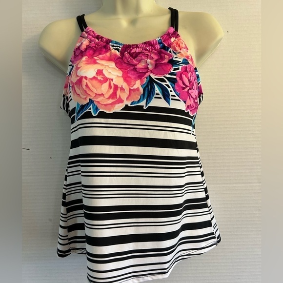 Jantzen tankini swim suit top with scoop neck & H back straps. Sz 6. M18 - Picture 3 of 10